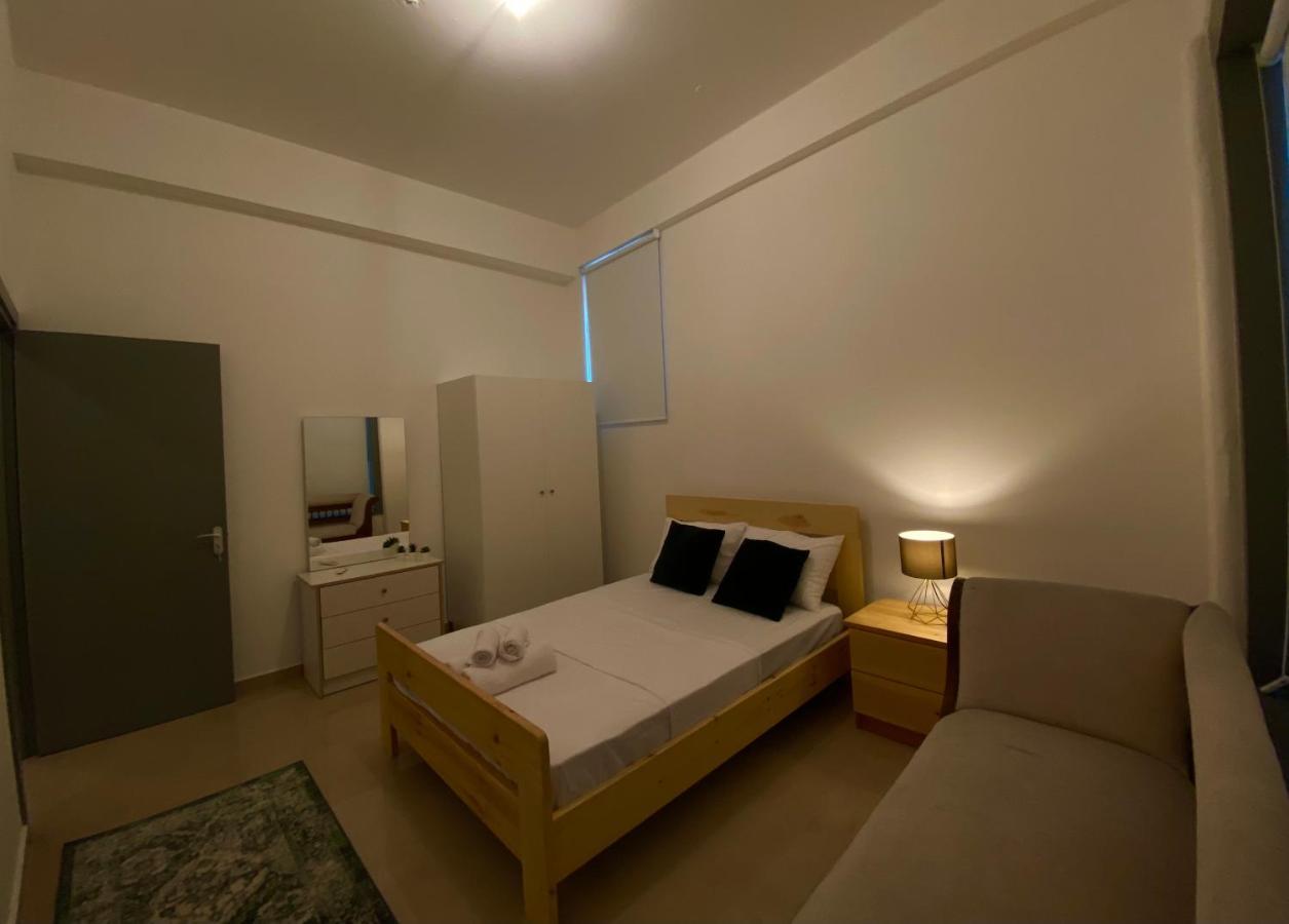 Central Suites Perikleous 53 Down Town Nicosia By Platform 357 ภายนอก รูปภาพ