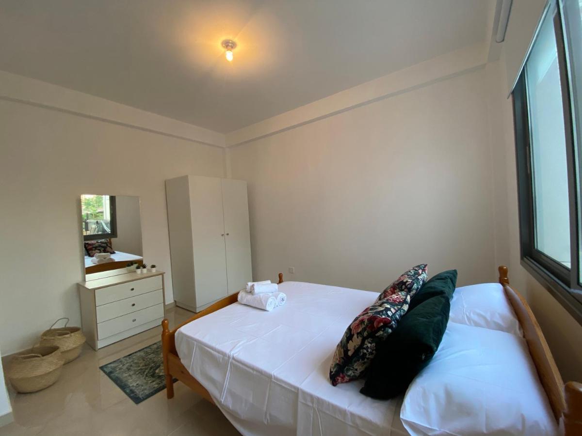Central Suites Perikleous 53 Down Town Nicosia By Platform 357 ภายนอก รูปภาพ
